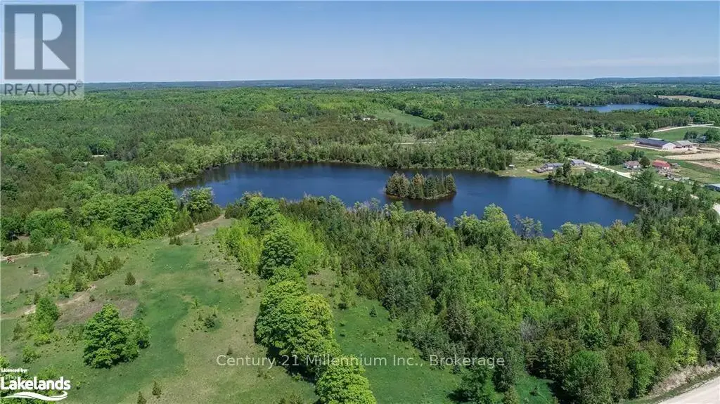 123 Highland Drive, West Grey